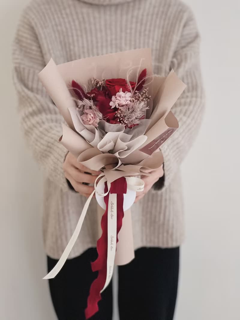 【永生玫瑰花花束】• 情人節/永生玫瑰花/永生玫瑰花花束/玫瑰花