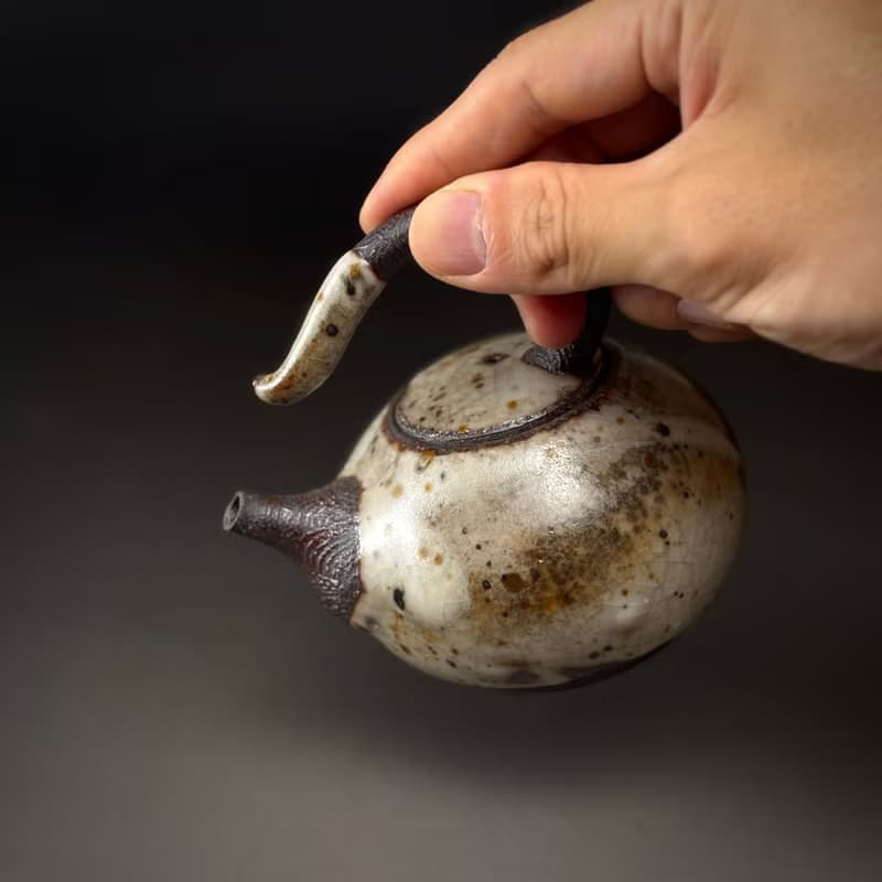 許旭倫 岩礦手捏飛天壺 230ml