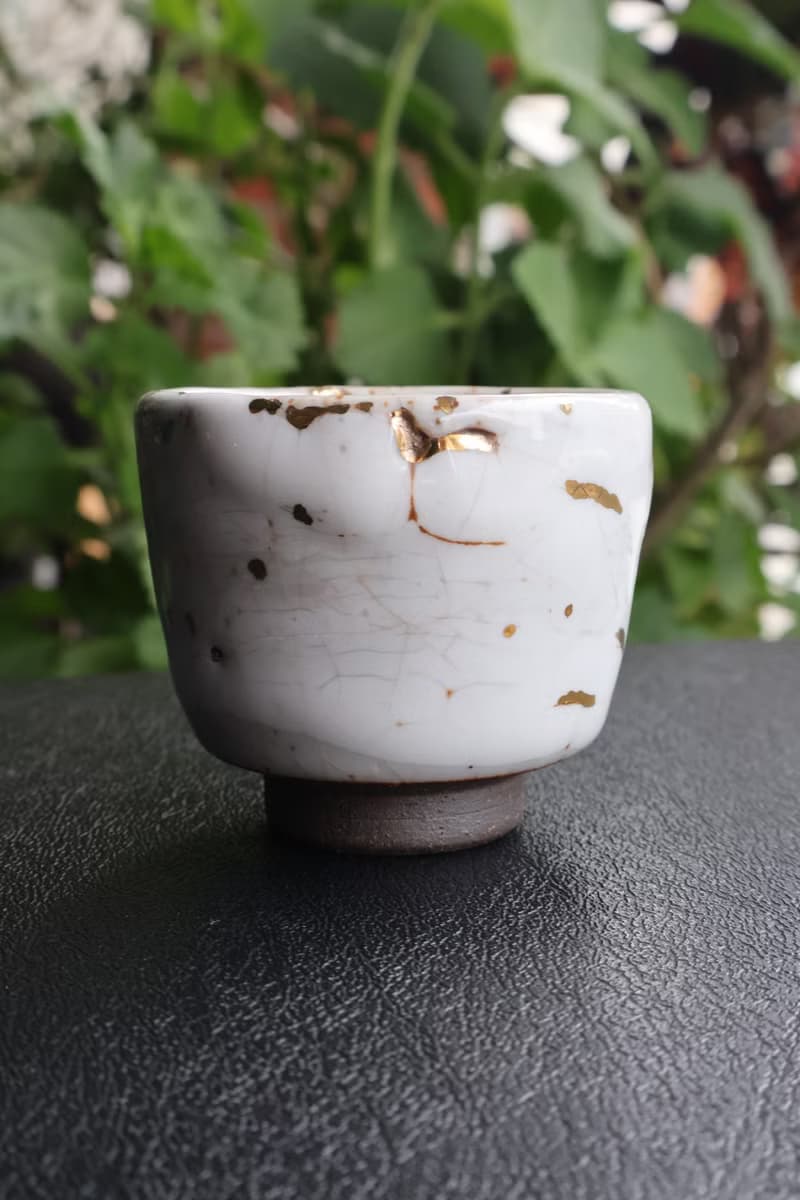 白志野鎏金-個性杯-台灣陶藝家余華宇老師手作-容量約70ml
