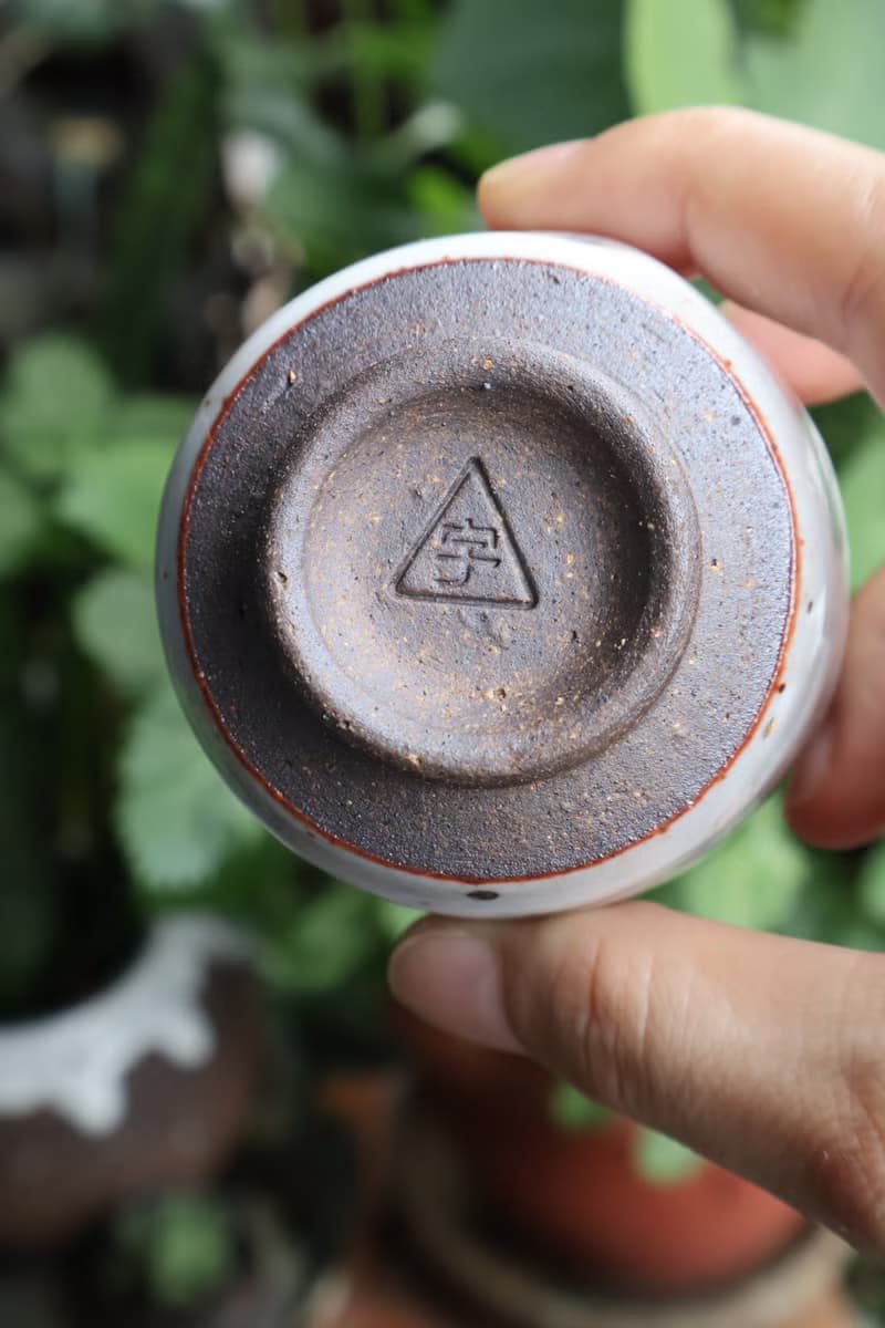 白志野鎏金-個性杯-台灣陶藝家余華宇老師手作-容量約70ml