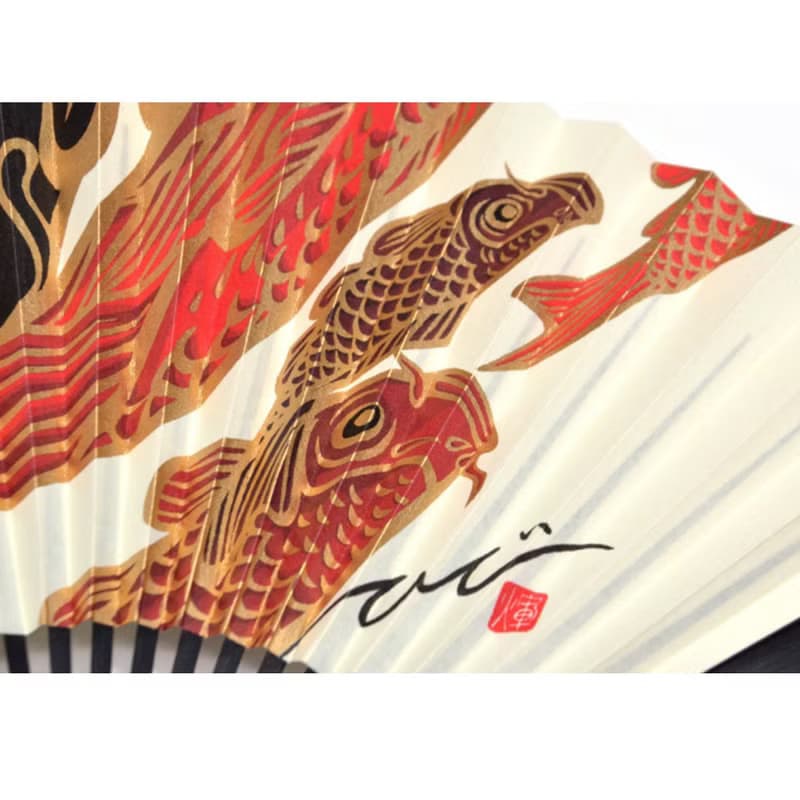 扇子　Carp is Dragon in Heaven