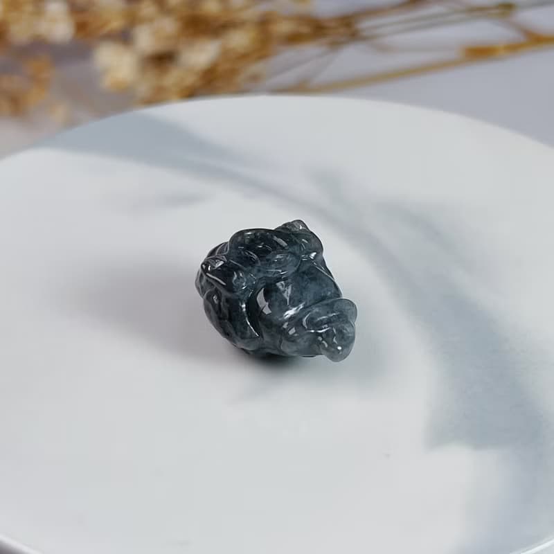 【招財神獸】烏雞翡翠三腳蟾蜍擺飾 | 天然緬甸玉翡翠A貨 | 送禮