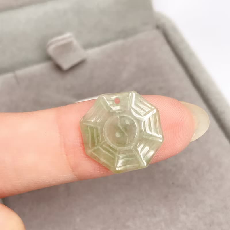 【擋煞‧避邪】冰種翡翠八卦項鍊 | 天然緬甸玉A貨翡翠 | 送禮