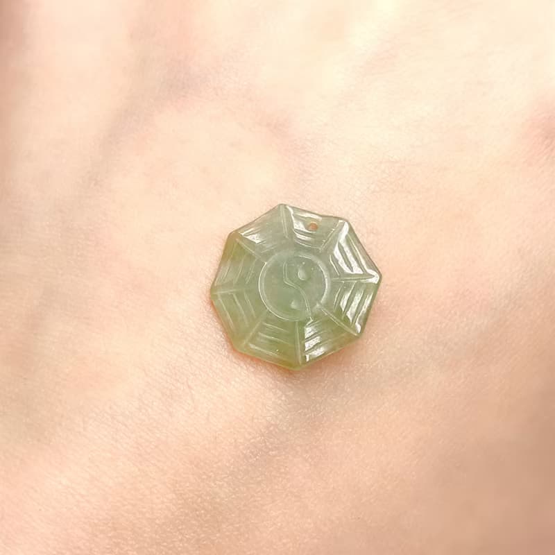 【擋煞‧避邪】冰種翡翠八卦項鍊 | 天然緬甸玉A貨翡翠 | 送禮
