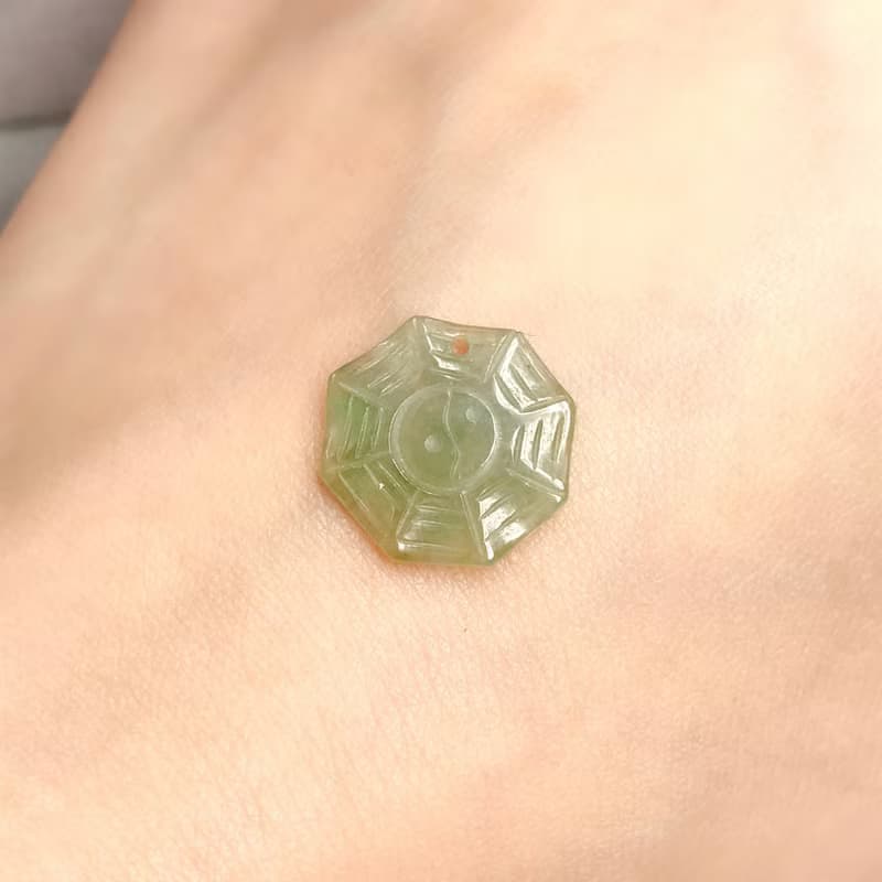 【擋煞‧避邪】冰種翡翠八卦項鍊 | 天然緬甸玉A貨翡翠 | 送禮