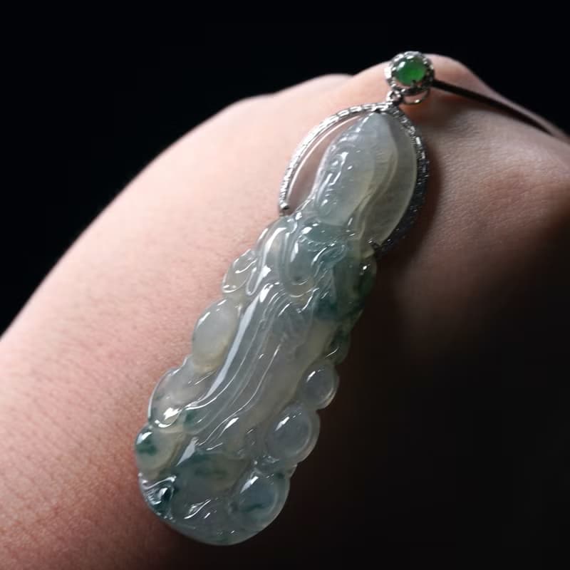 冰種飄花翡翠觀音菩薩項鍊 18K金鑽石 | 天然緬甸玉翡翠A貨 |送禮