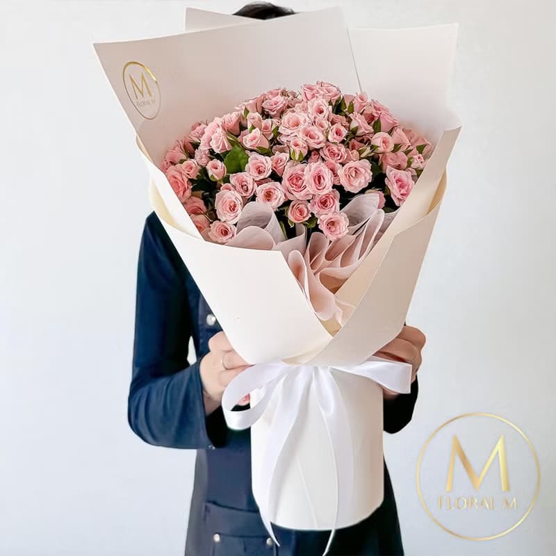 愛在浪漫巴黎迷你玫瑰鮮花花束