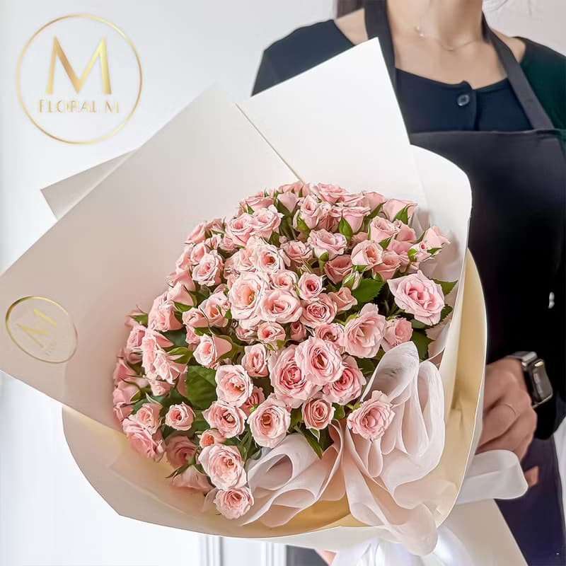 愛在浪漫巴黎迷你玫瑰鮮花花束