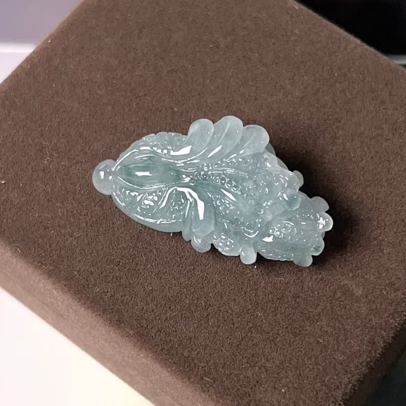 飄藍花翡翠巧雕白菜 | 天然緬甸A貨翡翠 | 送禮