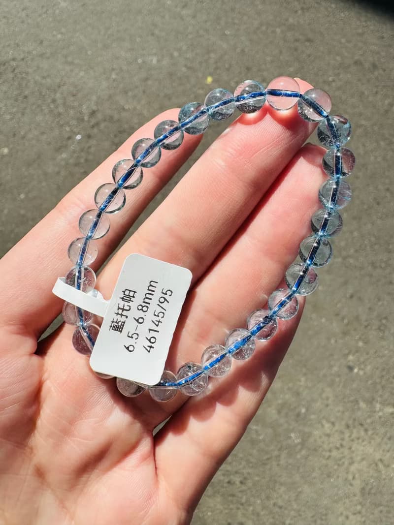 天空藍托帕石水晶6.5-6.8mm15.10g消除悲傷增加自信快樂吸引財富