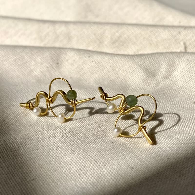 老林雜貨 | 山稜線耳環 (針式 / 夾式)