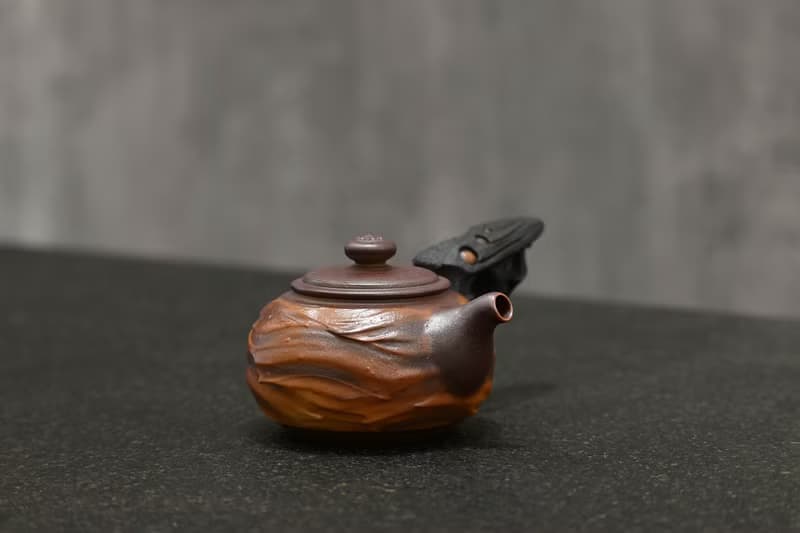 | 160cc | 柴燒造型側把茶壺 茶壺 柴燒壺【臻麟陶藝】