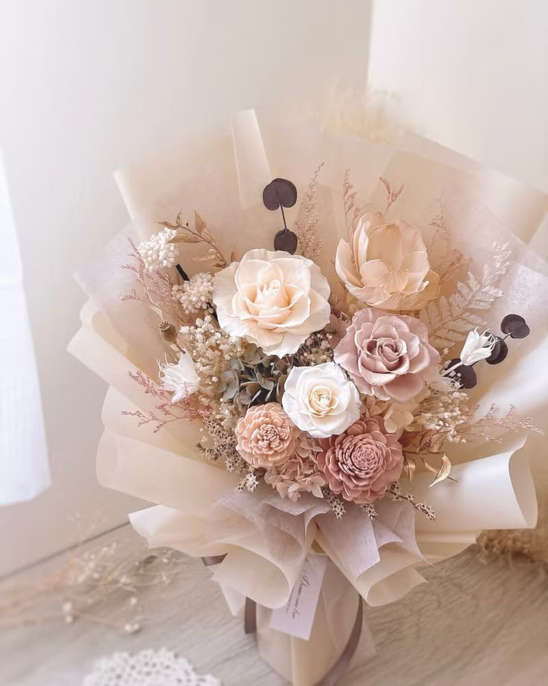 永生玫瑰花束-杏語流光l 奶杏色永生玫瑰 奶茶色花束 畢業花束