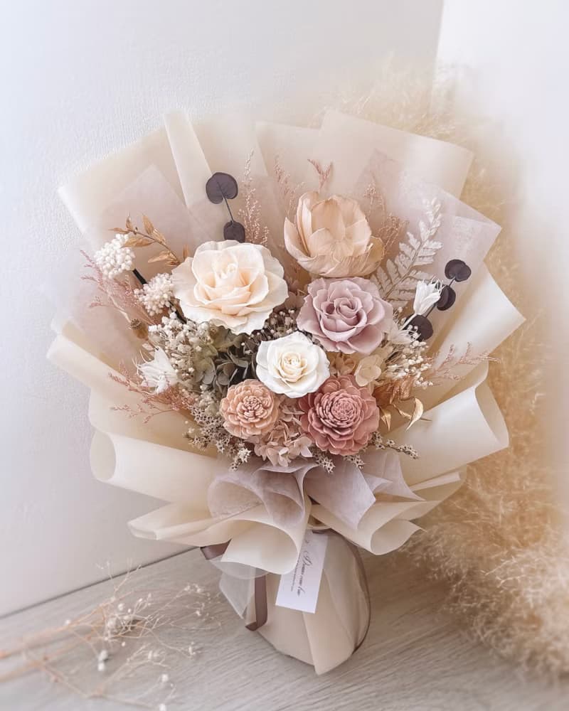 永生玫瑰花束-杏語流光l 奶杏色永生玫瑰 奶茶色花束 畢業花束