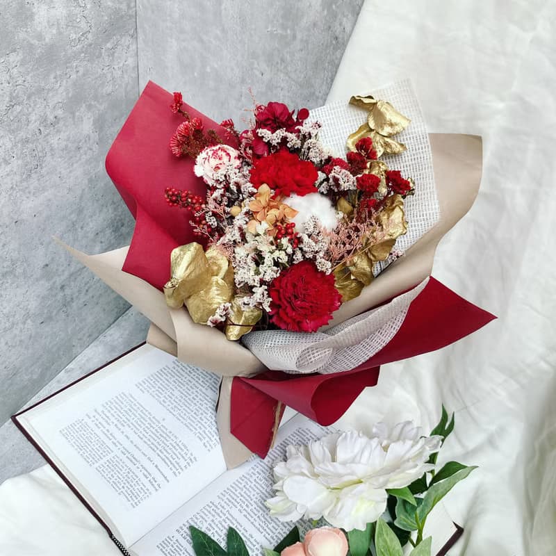 【康乃馨永生花束】鋼鐵人媽媽—全能大神型媽媽|永生花|乾燥花