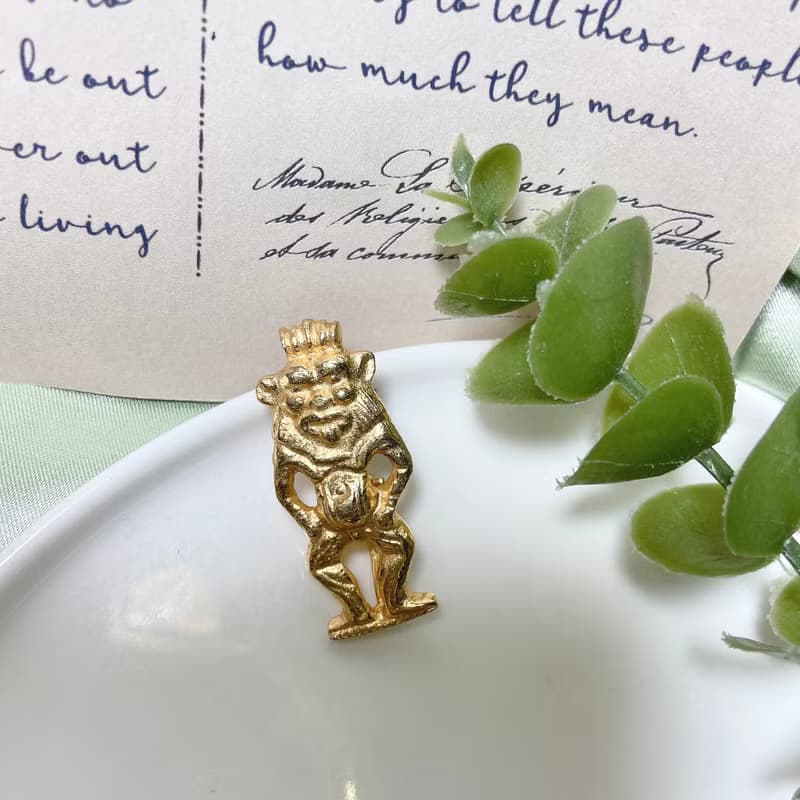 【西洋古董飾品】可愛猴子紋理細膩刻畫 精美金色 胸章 胸針