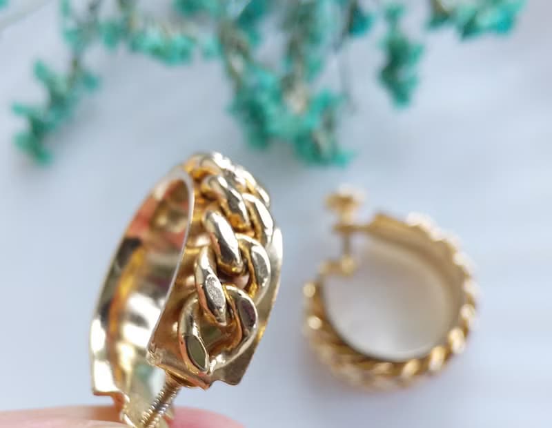 Vintage Jewelry 西洋古董飾品 金色調 鍊條C圈 栓式耳環