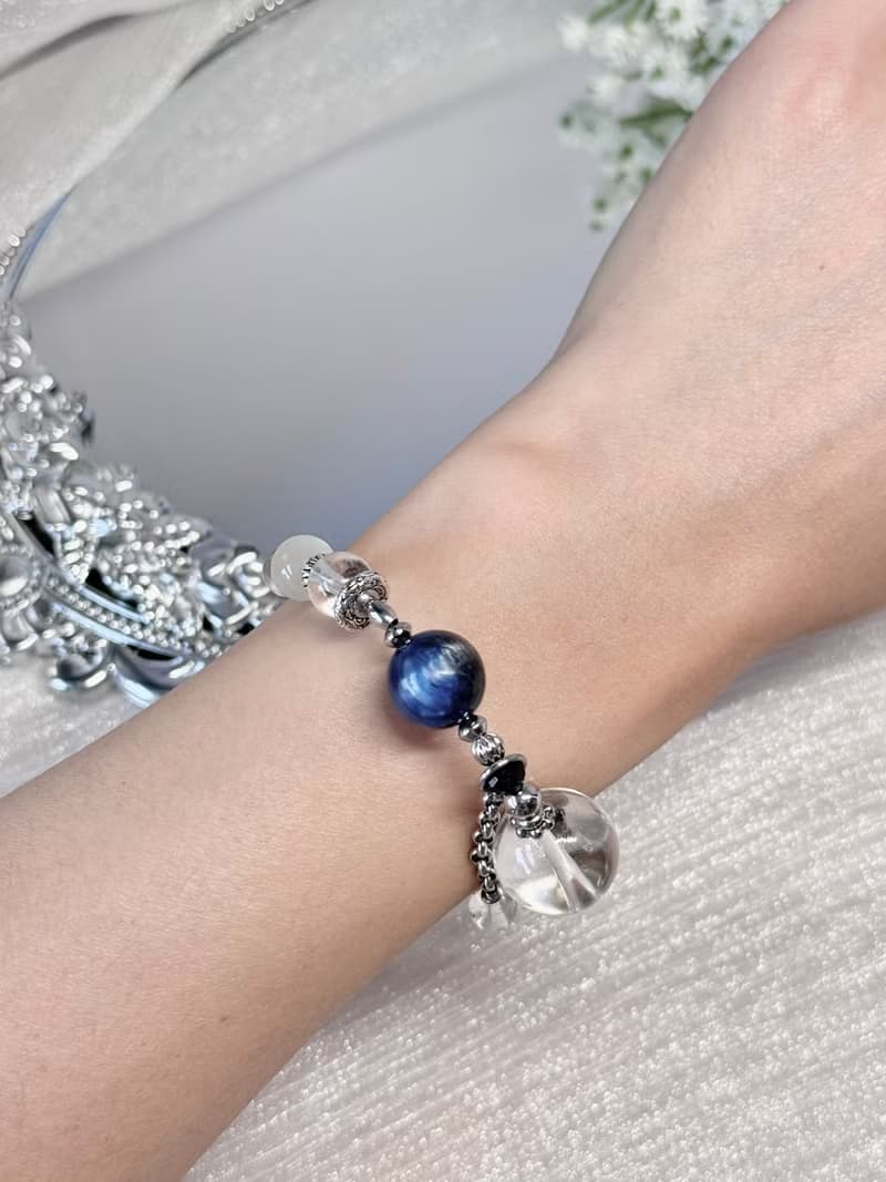 冰藍淨化儀式水晶療癒手鍊 - 醫療鋼OT扣/藍晶石/白月光/黑尖晶