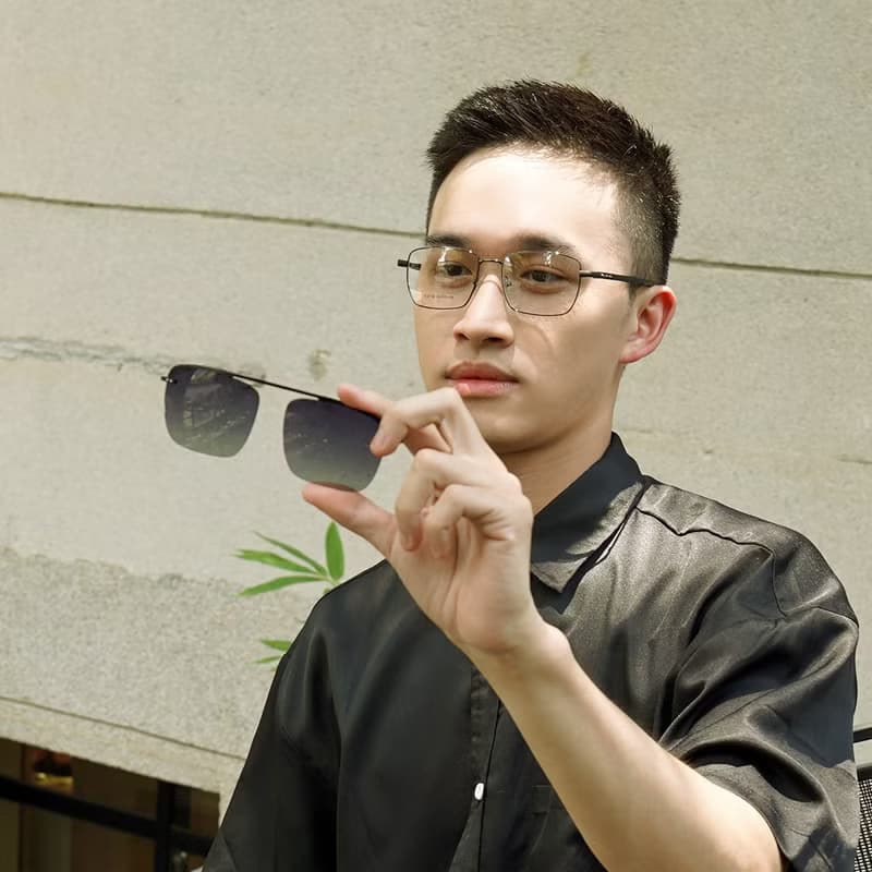 TR 雙槓磁吸式太陽套鏡×FROMEYES 高折射濾藍光眼鏡