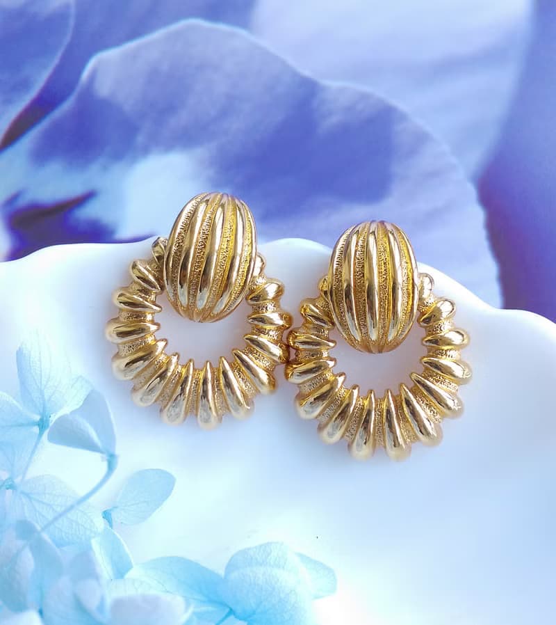 Vintage Jewelry 西洋古董飾品 MONET 復古 簡約 金色調 針式耳環