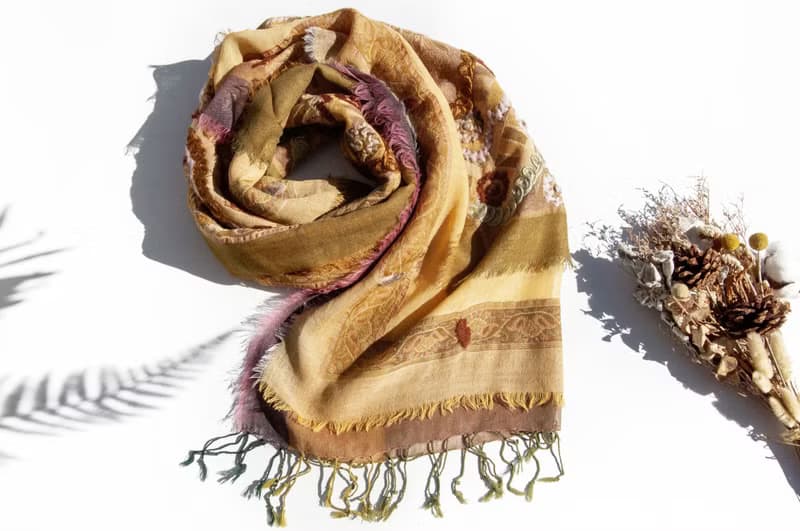 喀什米爾Cashmere/水煮羊毛披肩/針織圍巾/刺繡圍巾/羊絨披巾-花