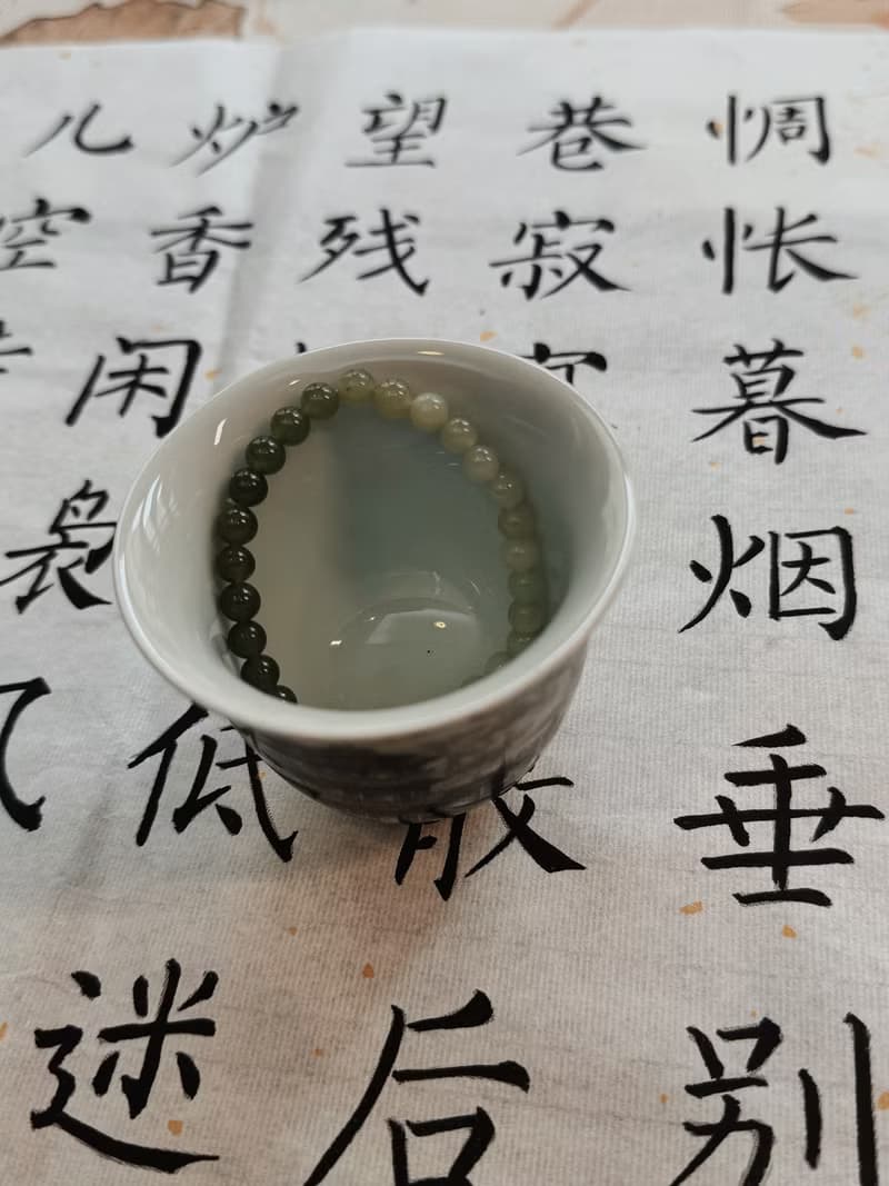 天然和田玉手串手鏈玉石素圈手串禮盒裝