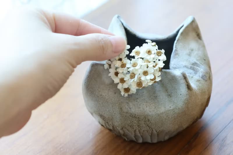 【喬遷禮物】美國進口土手捏造型乾花器白釉質感詫寂風收納置物桶