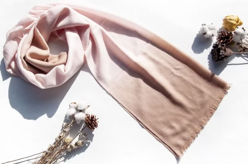 喀什米爾Cashmere/羊絨圍巾/純羊毛圍巾披巾/戒指絨披肩-奶茶漸層