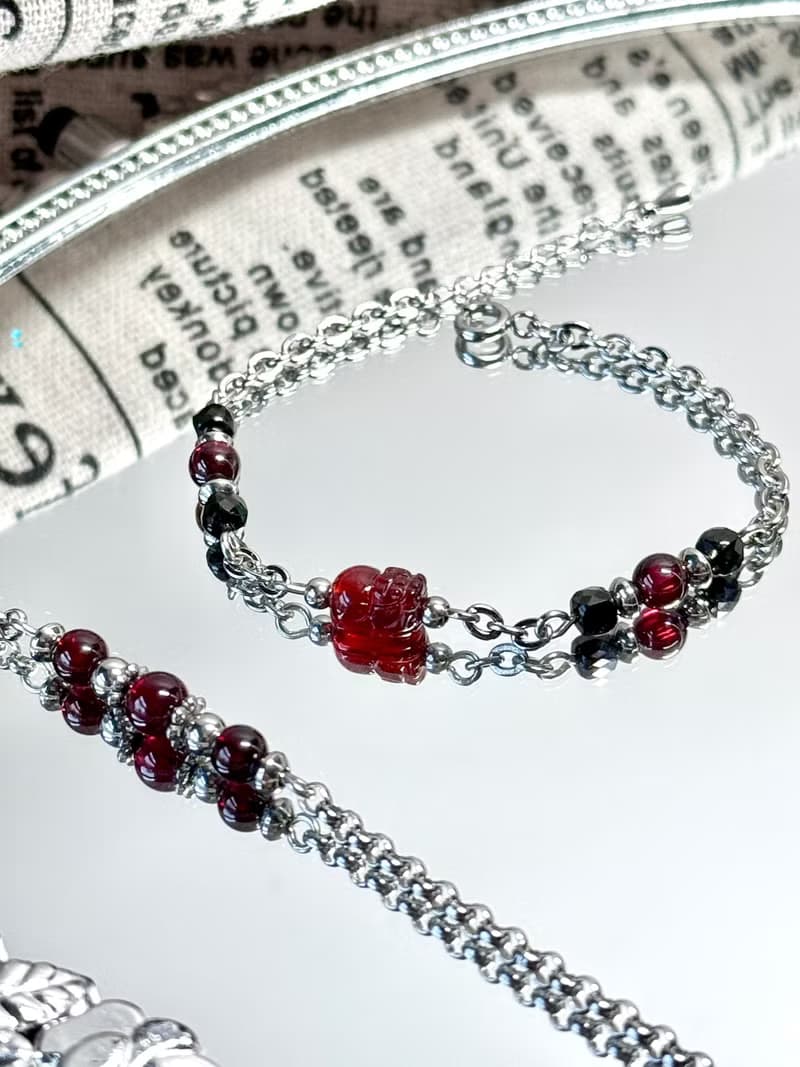 氣質紅石榴貔貅浪漫女神手鍊 - 醫療鋼/紅石榴貔貅/紅石榴/黑尖晶