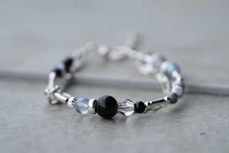 地殼 - 黑曜石 拉長石 白水晶 白紋石 925純銀 雙鍊手鍊