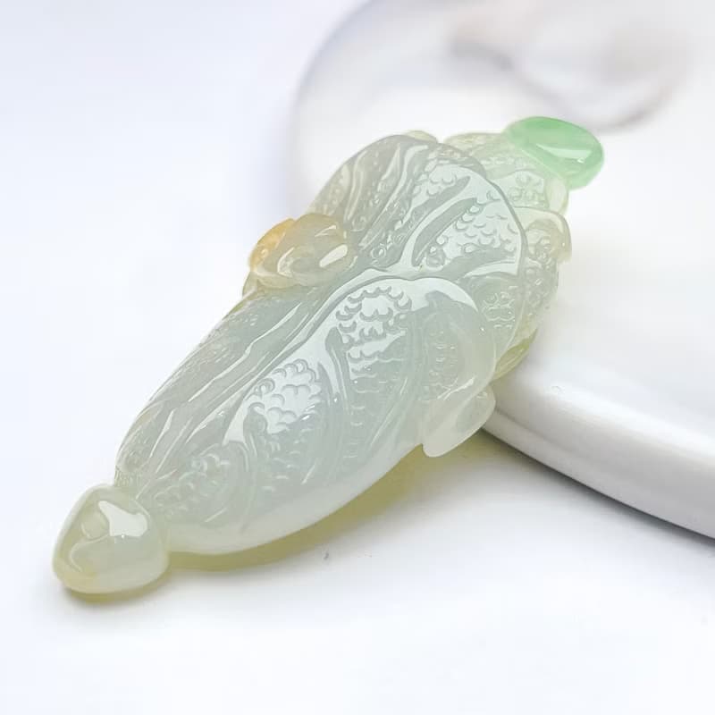 冰種三彩翡翠巧雕白菜項鍊 | 天然緬甸玉A貨翡翠 | 送禮