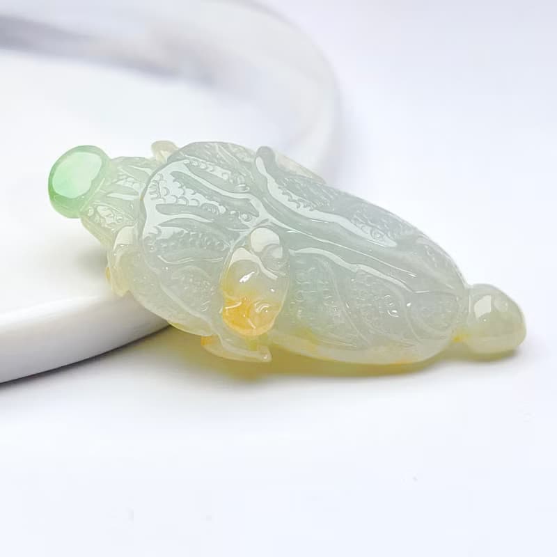 冰種三彩翡翠巧雕白菜項鍊 | 天然緬甸玉A貨翡翠 | 送禮