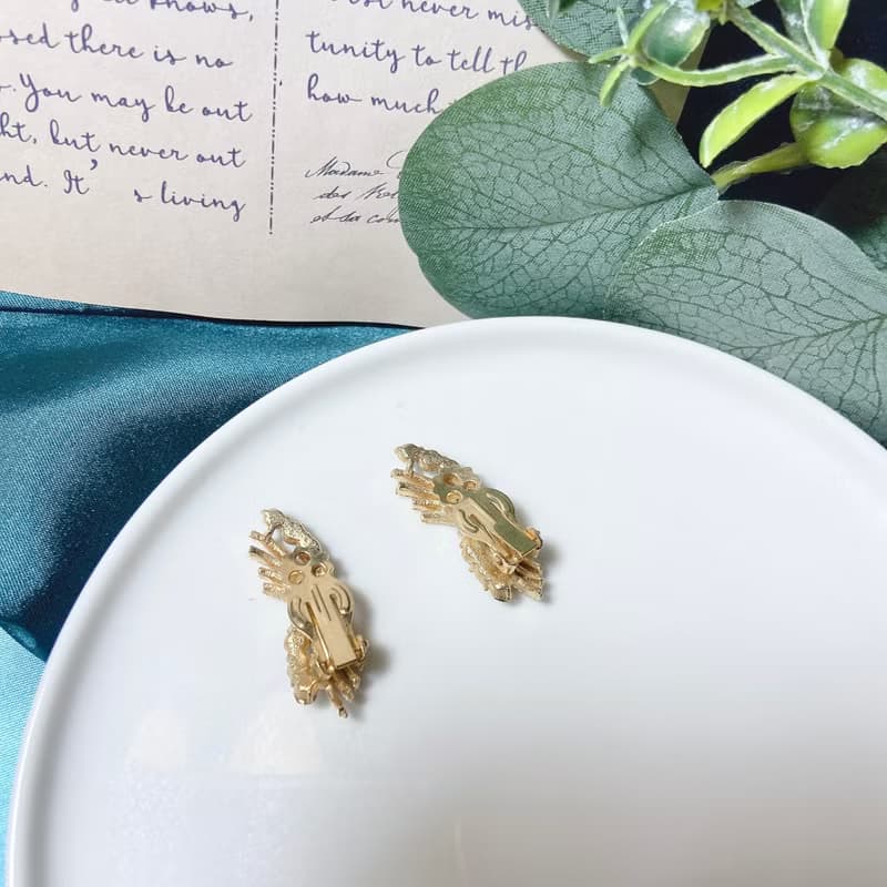 【西洋古董飾品】美自然有機型鑲藍綠嵌萊茵水鑽 葉脈耳環耳夾