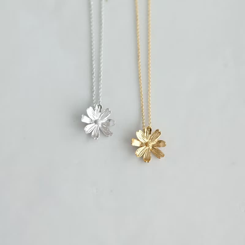 Cosmos necklace