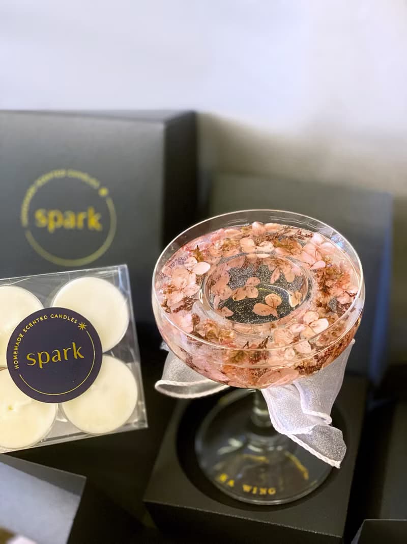 乾燥花蠟燭台 + 4 粒茶蠟 | 手工香氛燭台