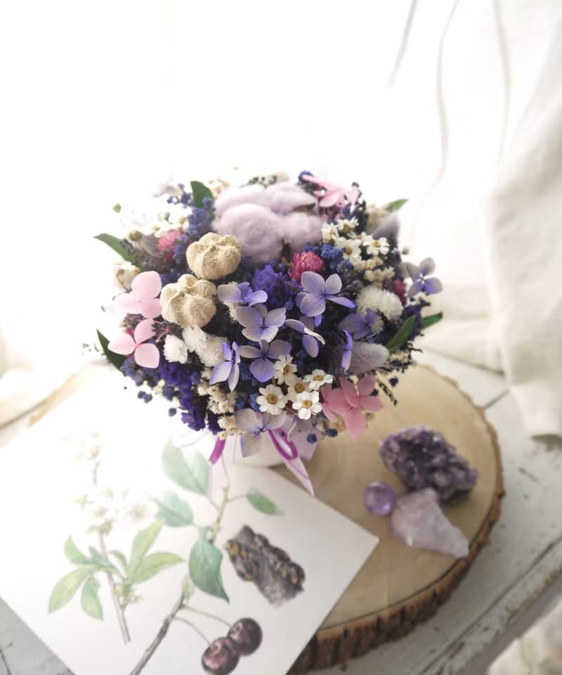 浪漫精靈 I .婚禮浪漫紫色系.生日.乾燥花.索拉花.永生花.不凋花