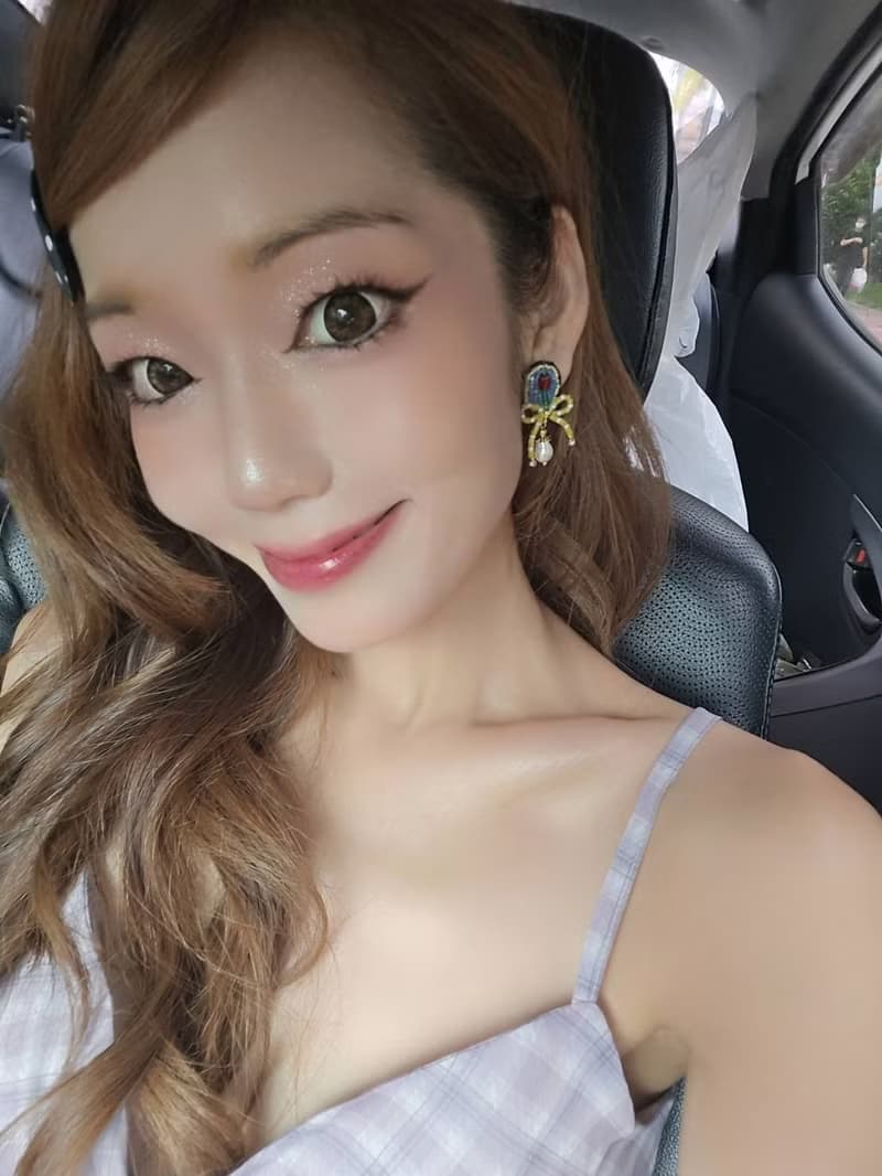 chihchen chang訂製美女與野獸系列 樹脂耳環 925銀/鋼針