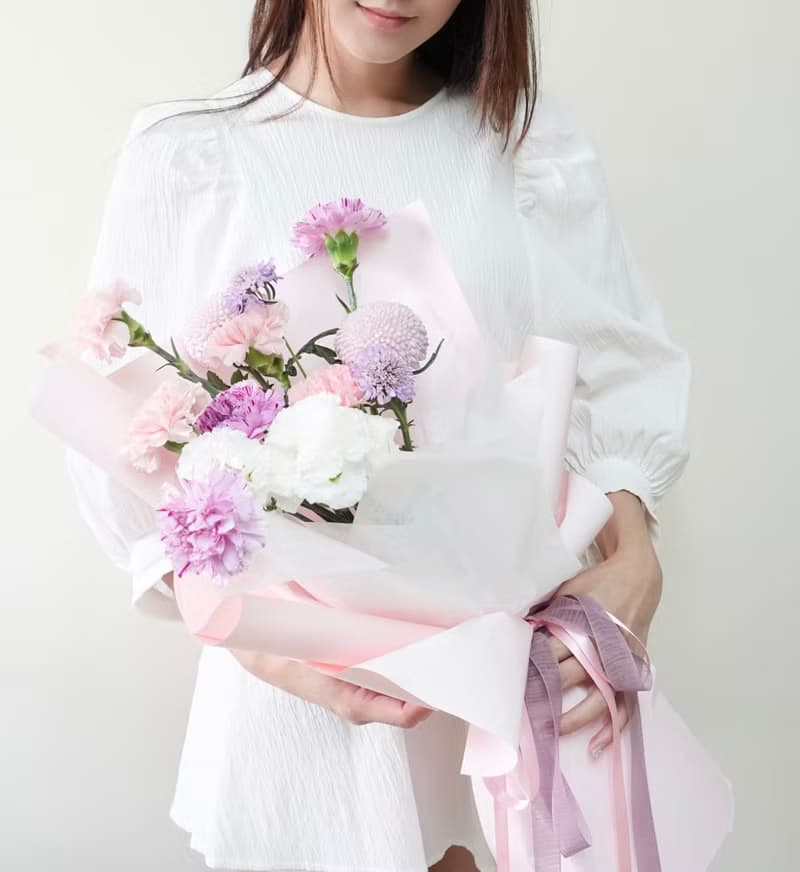 2025母親節花束 康乃馨 禮物 花籃
