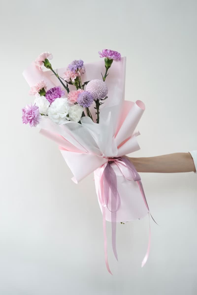 2025母親節花束 康乃馨 禮物 花籃