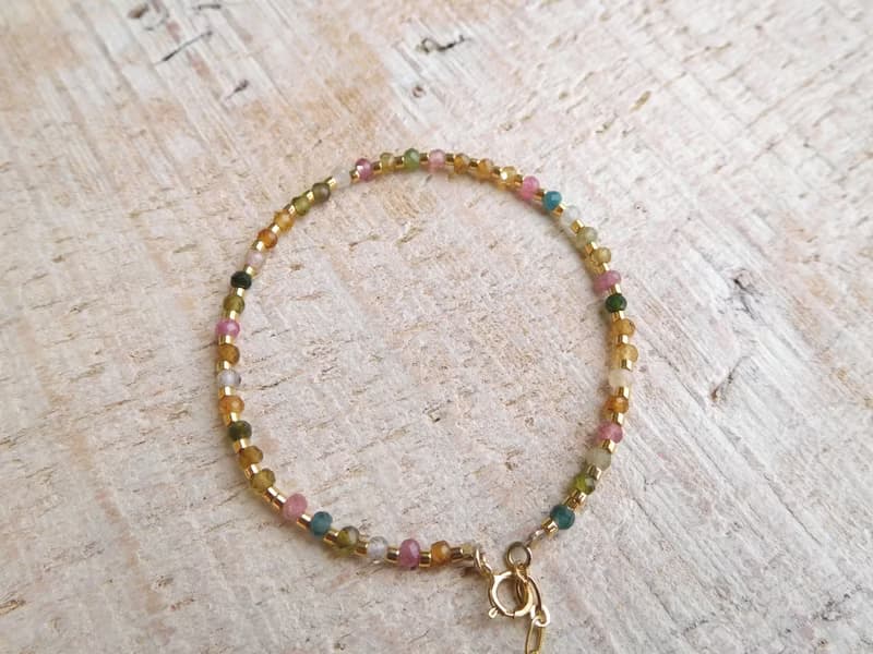 包14k金彩色碧璽間隔日本金珠珠手鍊預定款