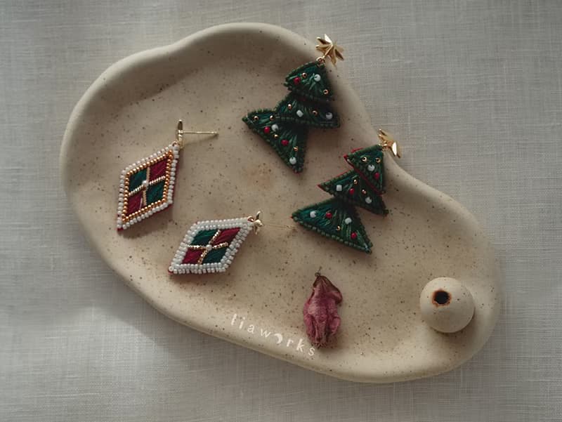 手工刺繡耳環耳夾/原創設計/聖誕/新年