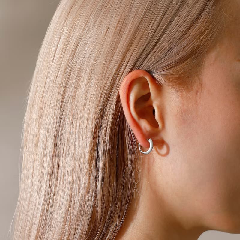 mat hoop smooth pierced earring MATSV　スムースピアス　シンプル　フープピアス　マットシルバー