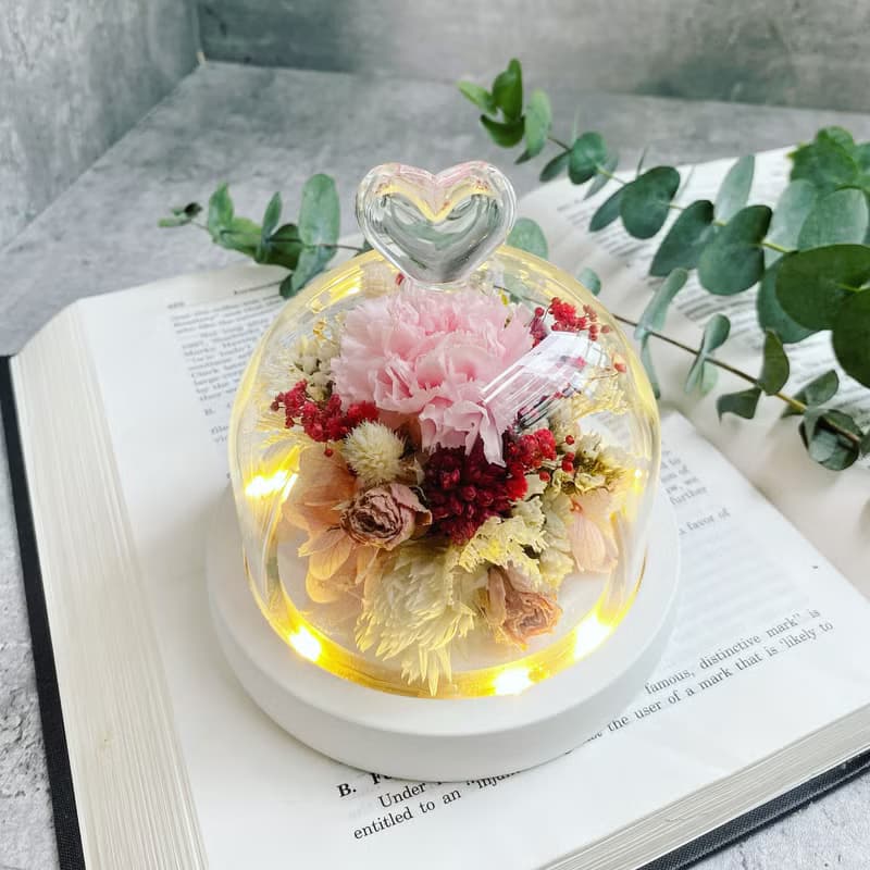 【愛心康乃馨永生花夜燈禮盒】附禮盒|永生花夜燈|玻璃罩|共三色