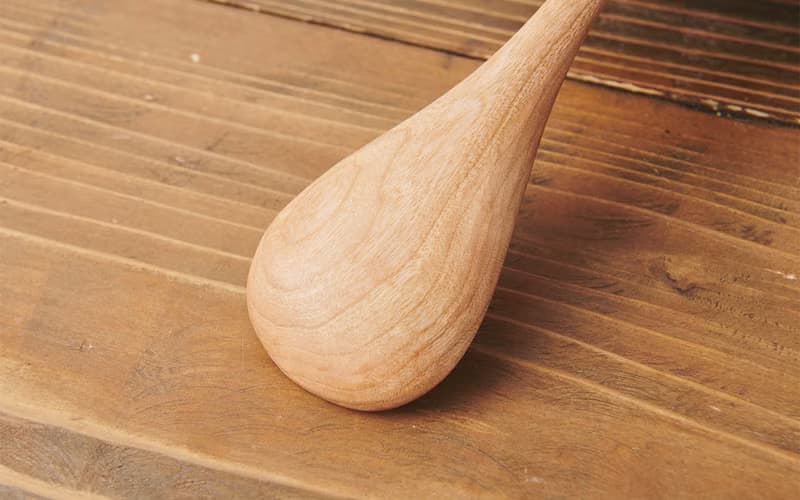 タモのサーバースプーン　オイル・蜜蝋仕上げ