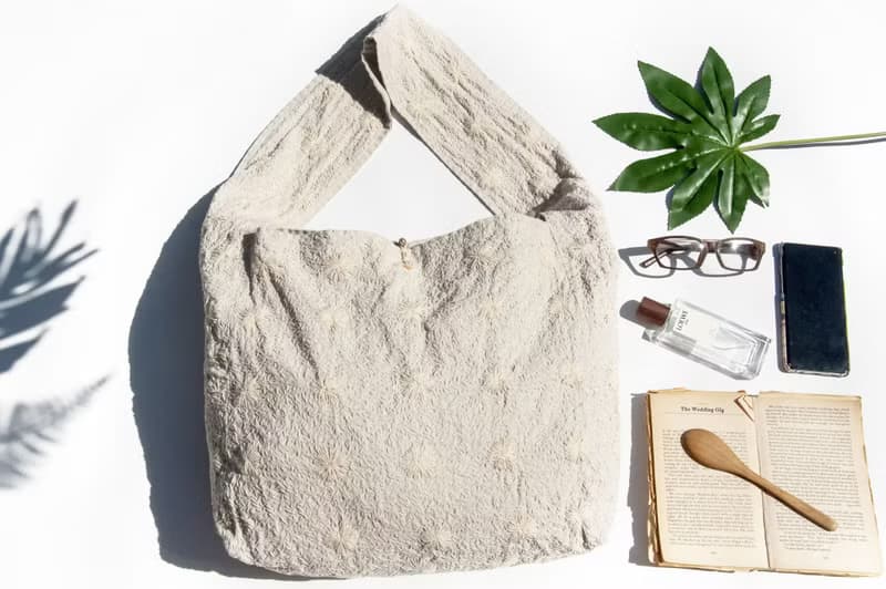 手縫純棉布側背包 無染色斜背包 刺繡肩背包 手繡刺子繡白色包-圓