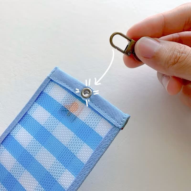 台灣LV-茄芷優遊趣-伸縮卡套(藍白格)