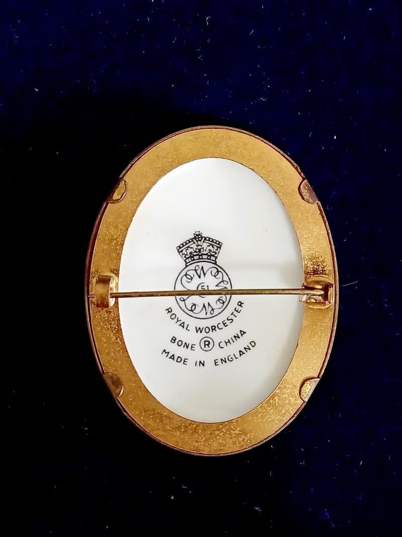 vintage jewelry  英國 Royal Worcester 瓷器手繪花卉 別針 胸針