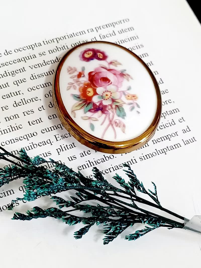 vintage jewelry  英國 Royal Worcester 瓷器手繪花卉 別針 胸針