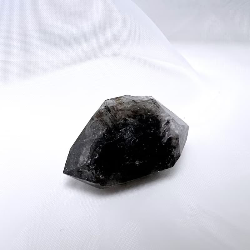 包心。 一圖一物 擺件 淨化 原礦 能量 療癒 l 黑閃靈鑽 l