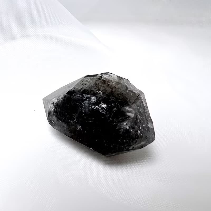 包心。 一圖一物 擺件 淨化 原礦 能量 療癒 l 黑閃靈鑽 l
